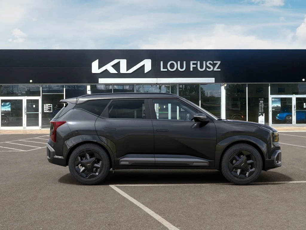 New 2027 Interstellar Gray Kia X-Line S image 7
