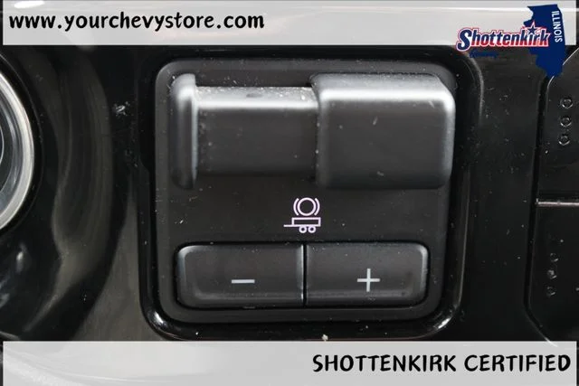 Used 2023 Gray Chevrolet LT image 34