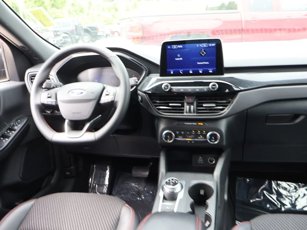 Used 2025 Gray Ford ST-Line image 14