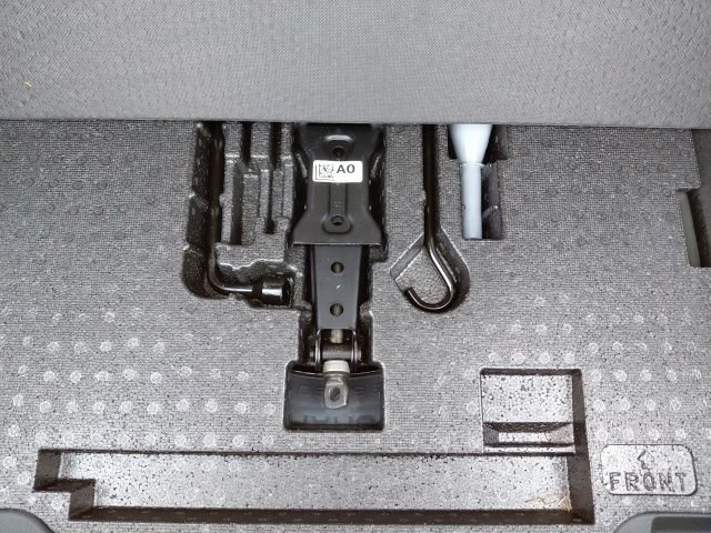 Used 2024 Canyon River Blue Metallic Honda EX image 34
