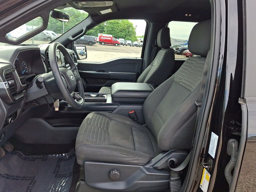Used 2023 Black Metallic Ford XL image 14