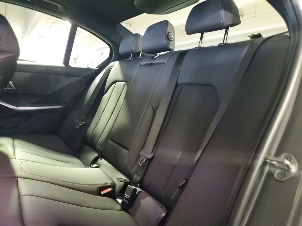 2025 BMW 3 Series 330i - Photo 12