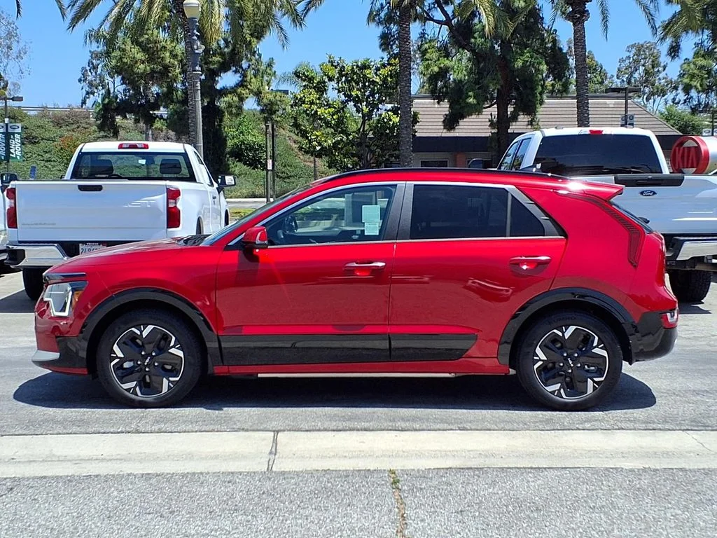 Certified 2024 Kia Niro Wave with VIN KNDCT3L19R5115352 for sale in Cerritos, CA