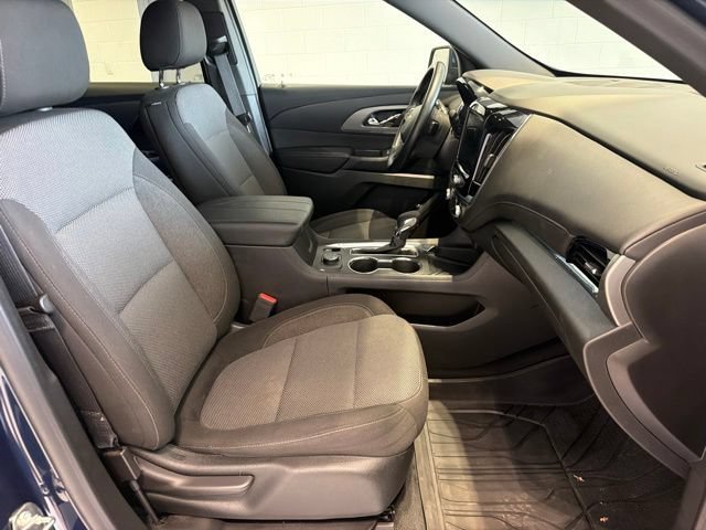 Used 2023 Northsky Blue Metallic Chevrolet LT Cloth image 13