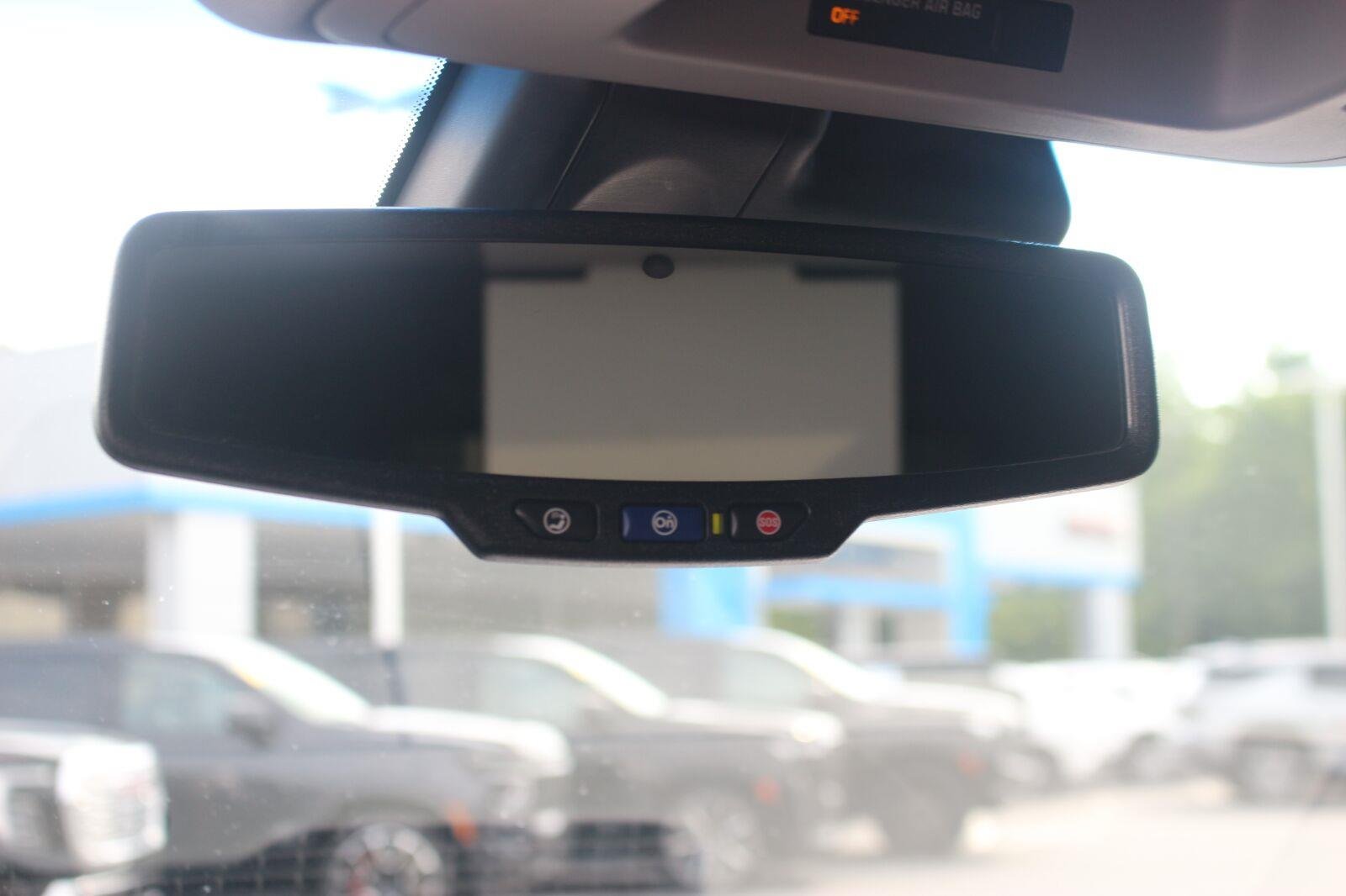 Used 2020 BLACK Chevrolet Premier image 25