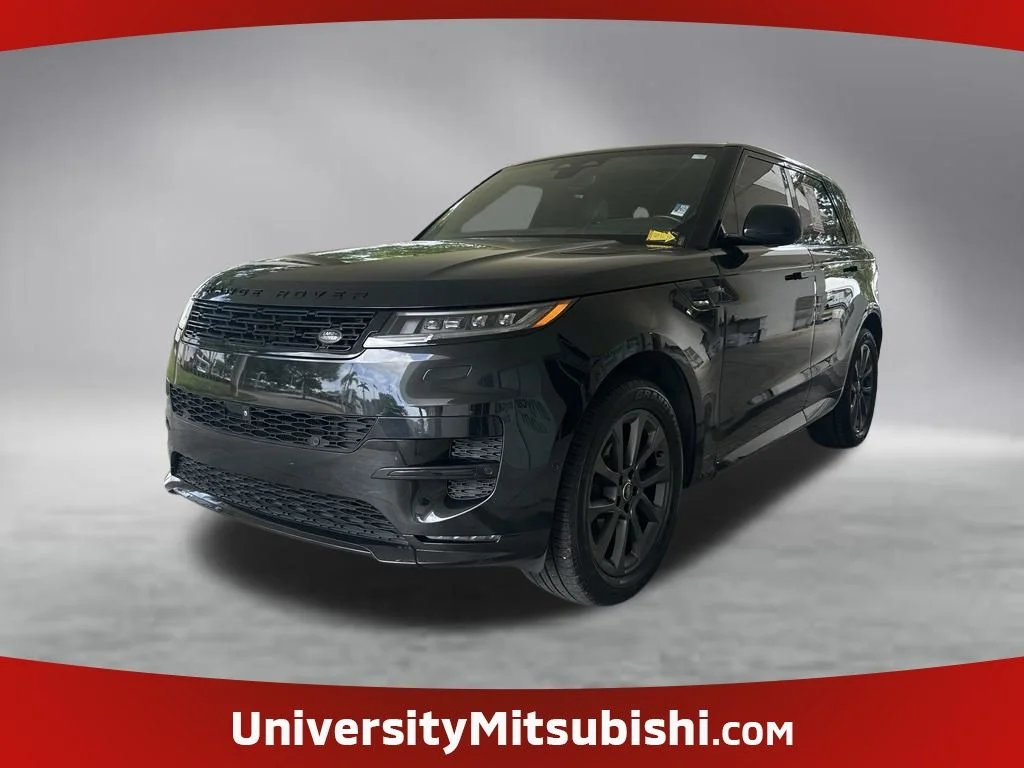 Used 2024 Black Land Rover Dynamic SE image 1