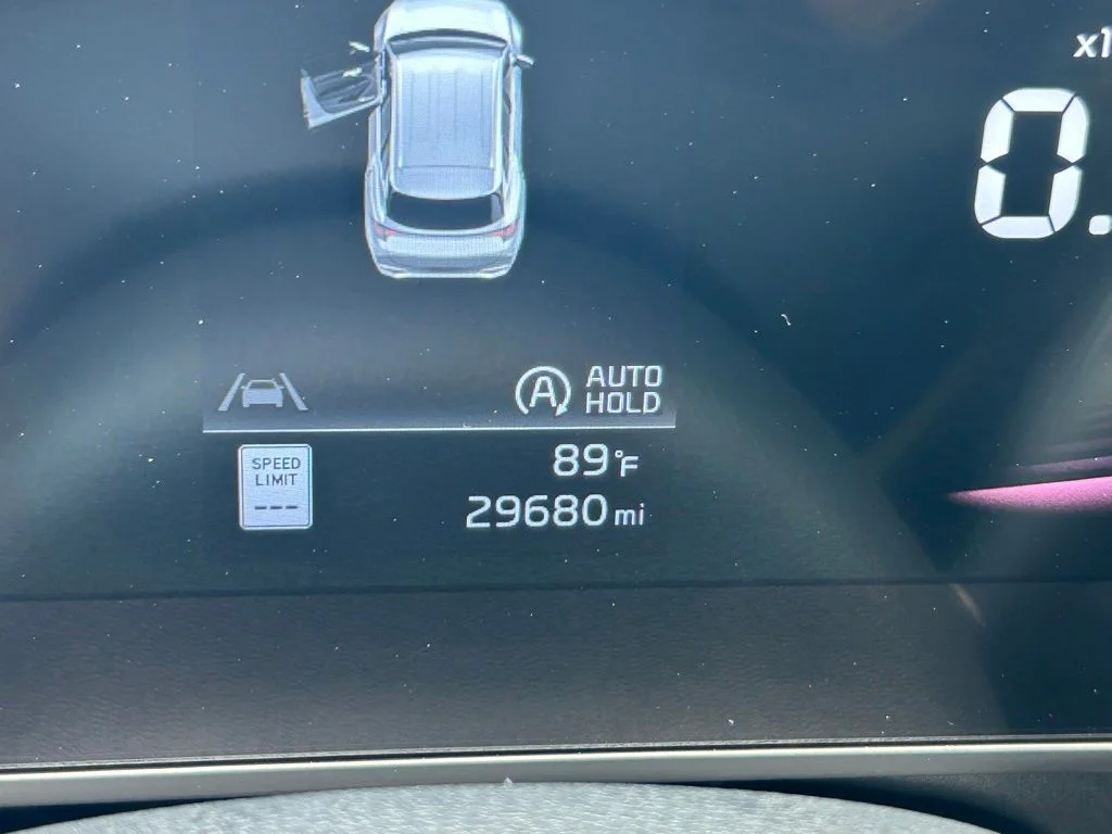 Used 2023 White Kia EX image 17