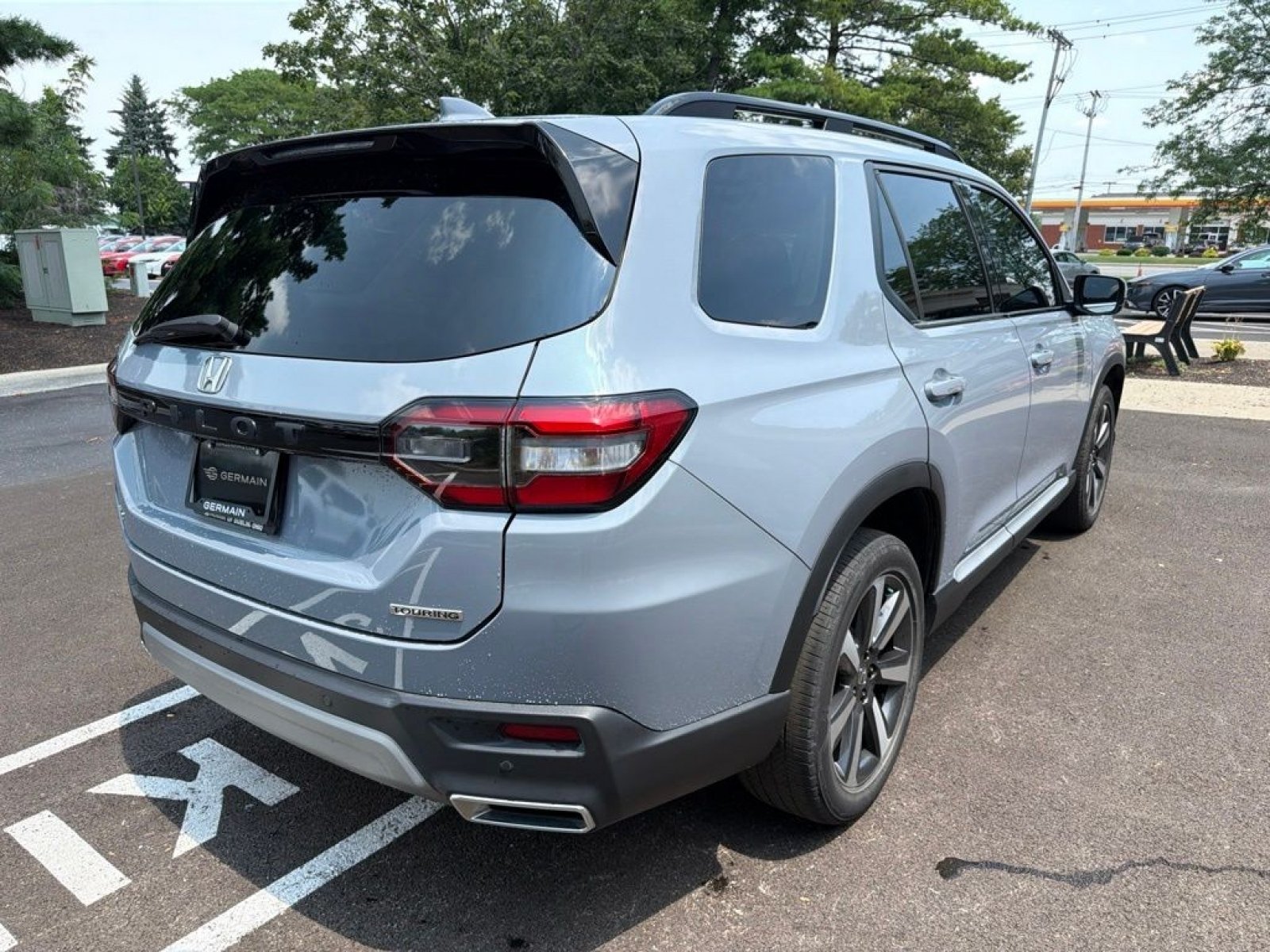 Certified Used 2024 Sonic Gray Pearl Honda Touring image 7