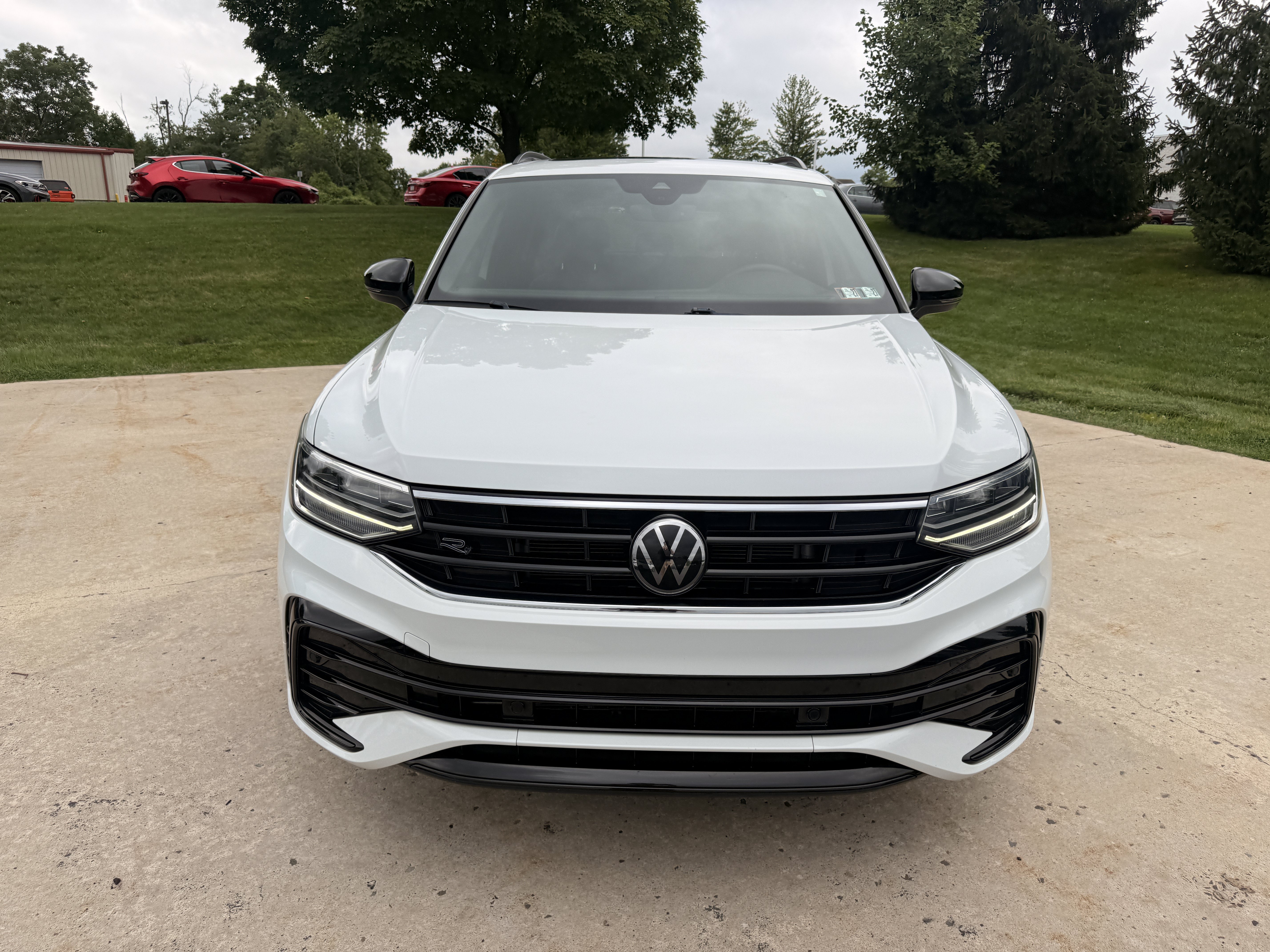 Used 2022  Volkswagen SE R-Line Black image 7