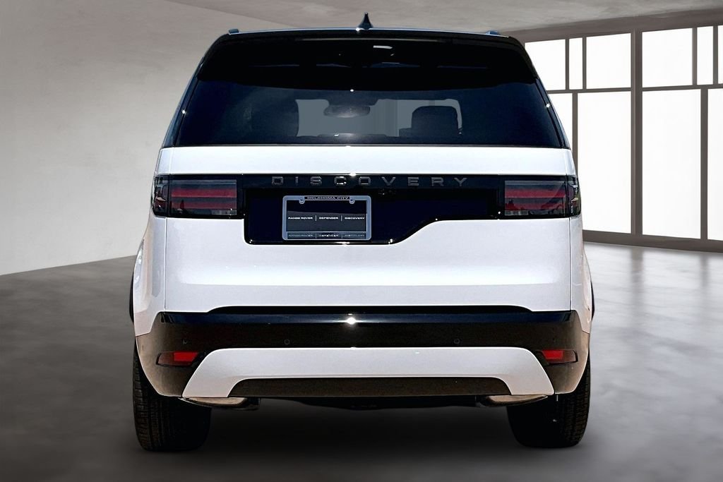 New 2026 Fuji White Land Rover Dynamic SE image 4