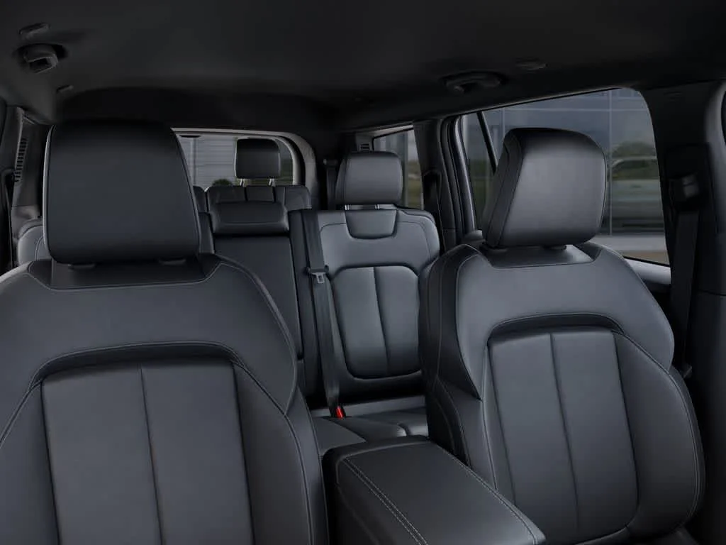 New 2026 Velvet Red Pearl-Coat Exterior Paint Jeep Limited image 26