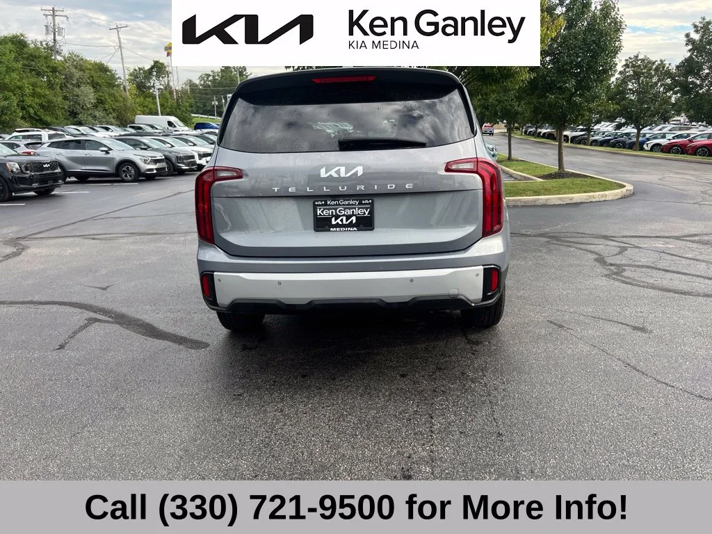 Used 2024 Silver Kia LX image 12