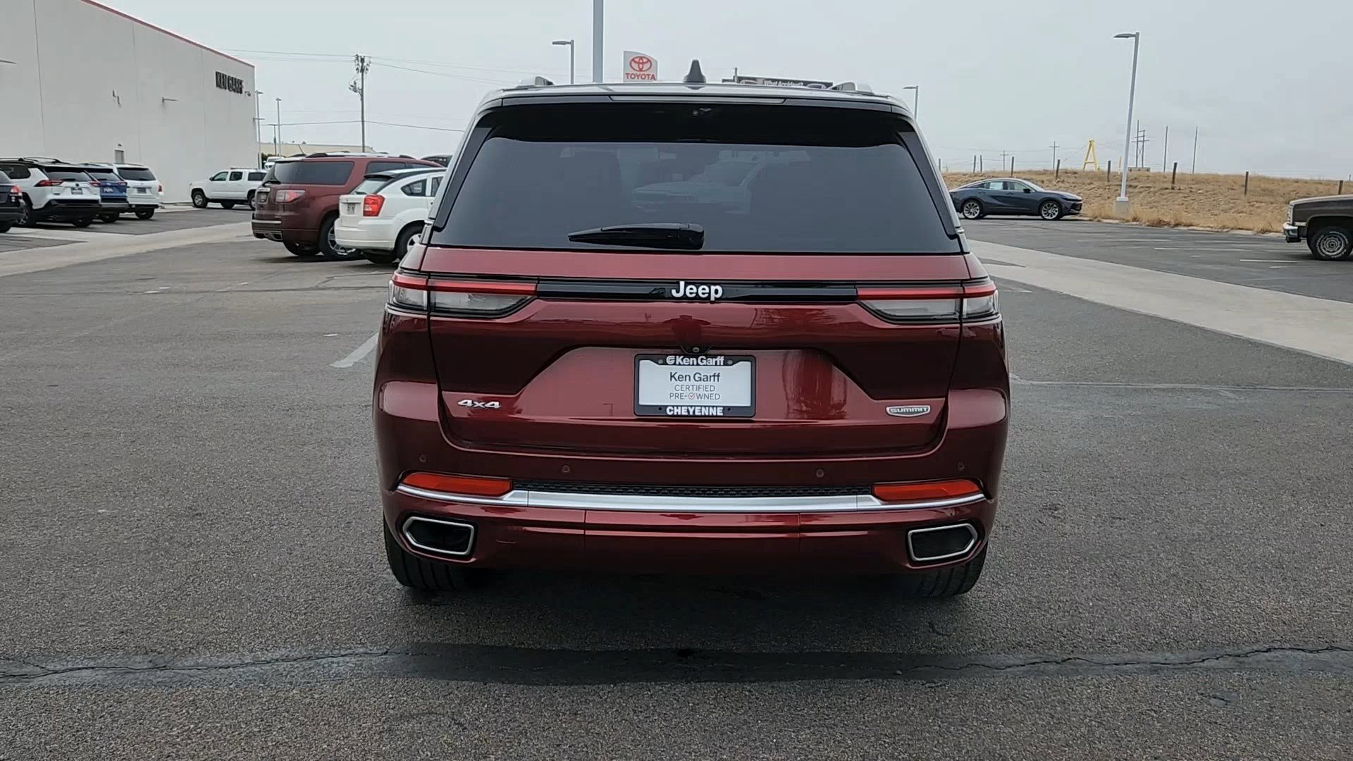 Used 2022 Velvet Red Pearlcoat Jeep Summit Reserve image 21