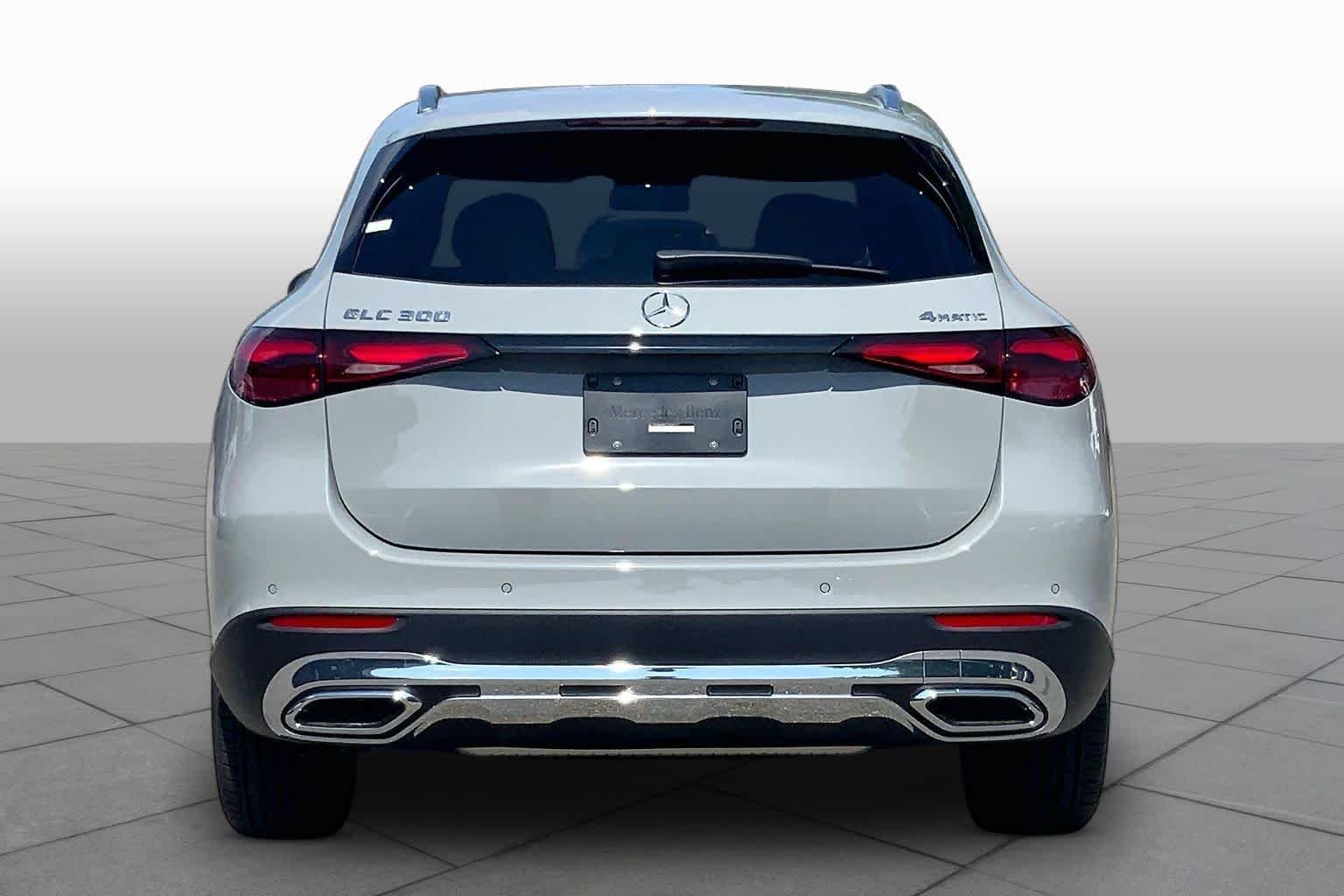 New 2026 MANUFAKTUR Alpine Grey Mercedes-Benz GLC 300 image 5
