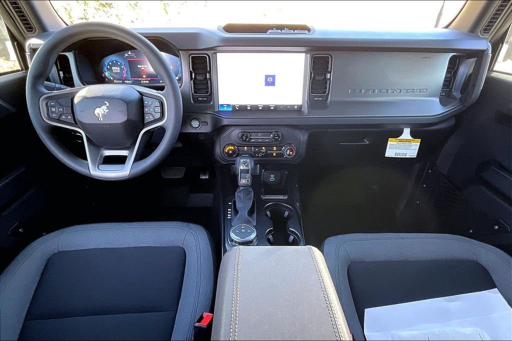 New 2025 Ford Bronco Base 4D Sport Utility