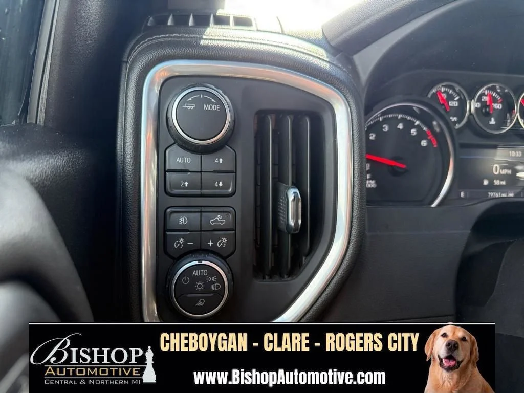 Pre-Owned 2021 Chevrolet Silverado 1500 LT Trail Boss Crew Cab image 30