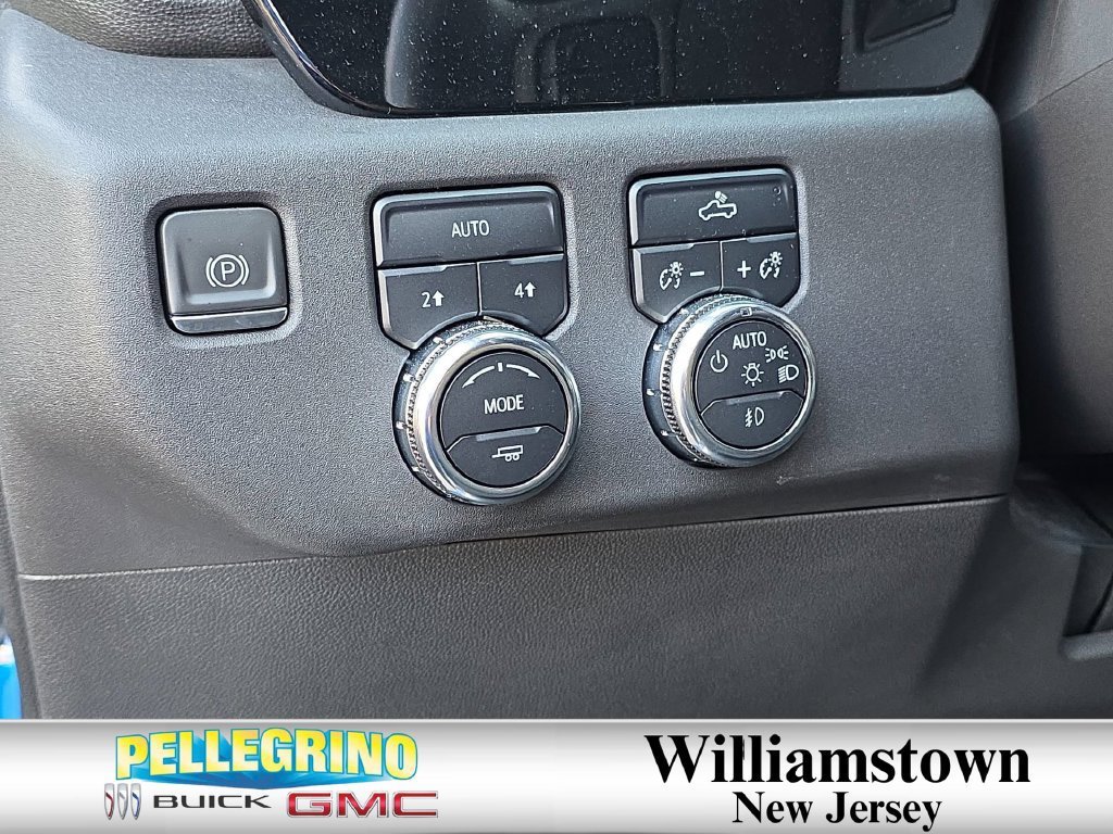 Certified Used 2023 DYNAMIC BLUE METALLIC GMC Elevation image 18