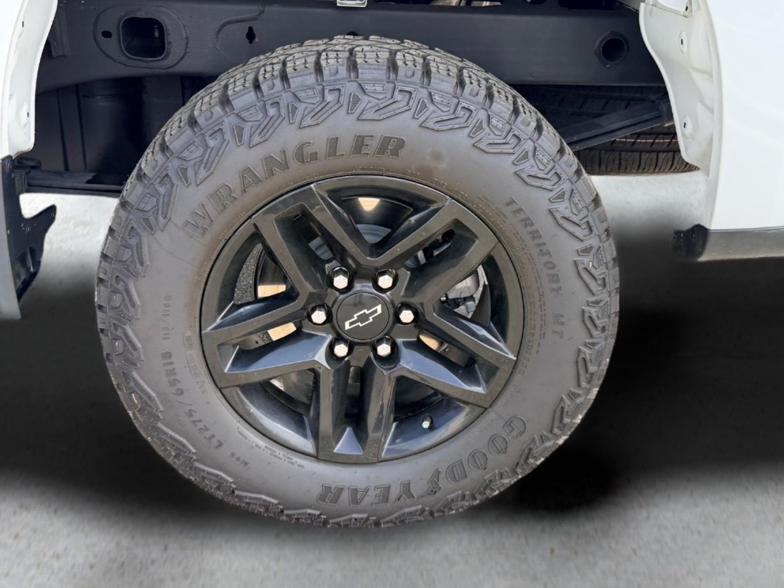 2024 Chevrolet Silverado 1500 Custom - Photo 14