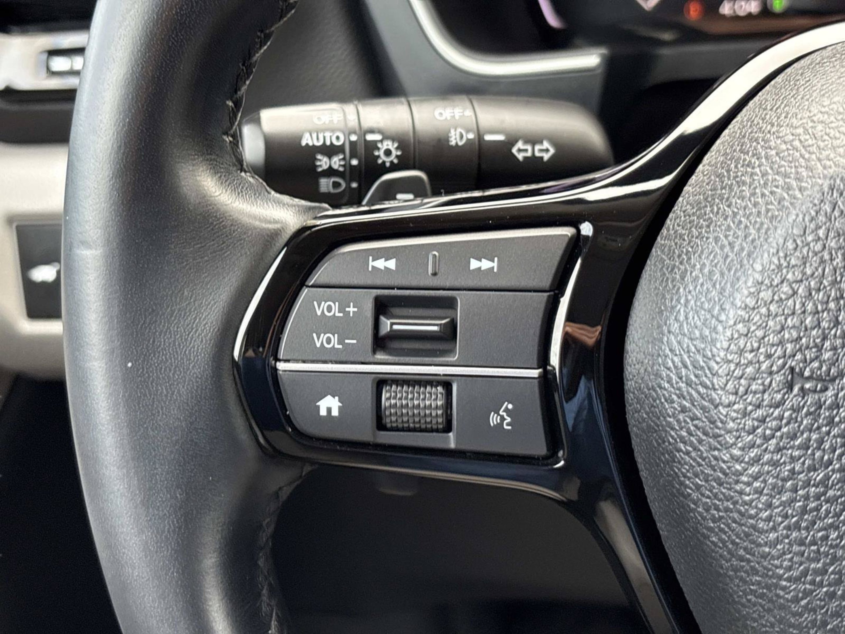 2023 Honda Pilot Touring - Photo 28