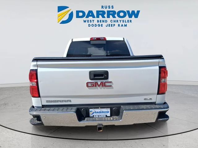 Used 2017 White GMC SLE image 4