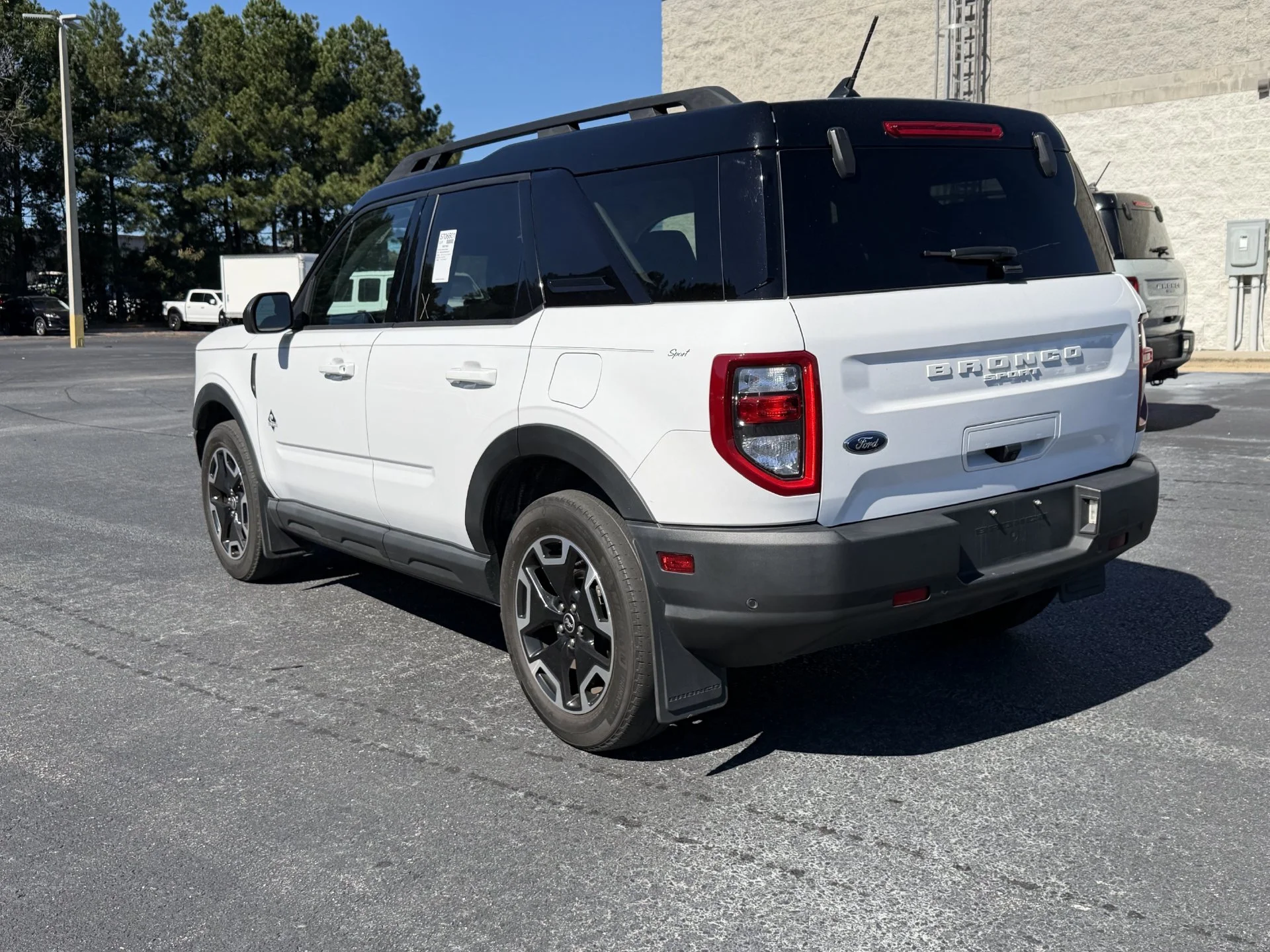 Used 2024 Oxford White Ford Outer Banks image 13