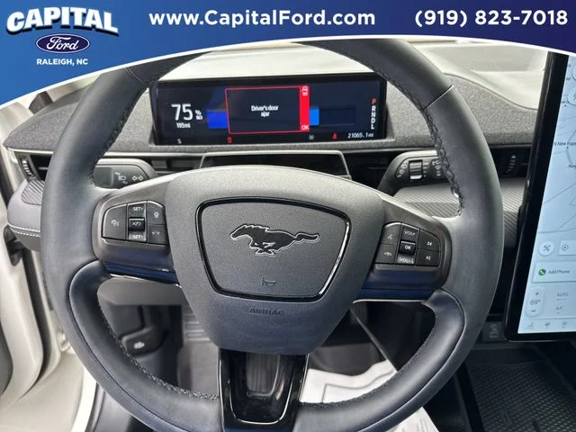 Used 2023 White Ford Premium image 25