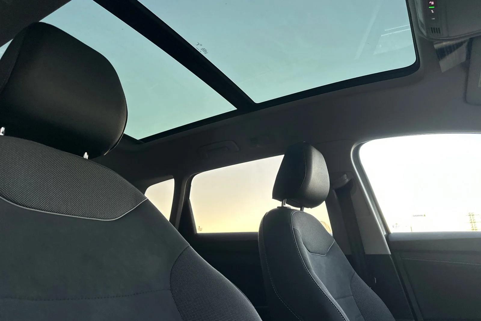 2026 Volkswagen Taos SE Black - Photo 17