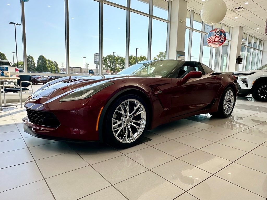 Used 2018 LONG BEACH RED METALLIC TINTCOAT Chevrolet Z06 1LZ image 7