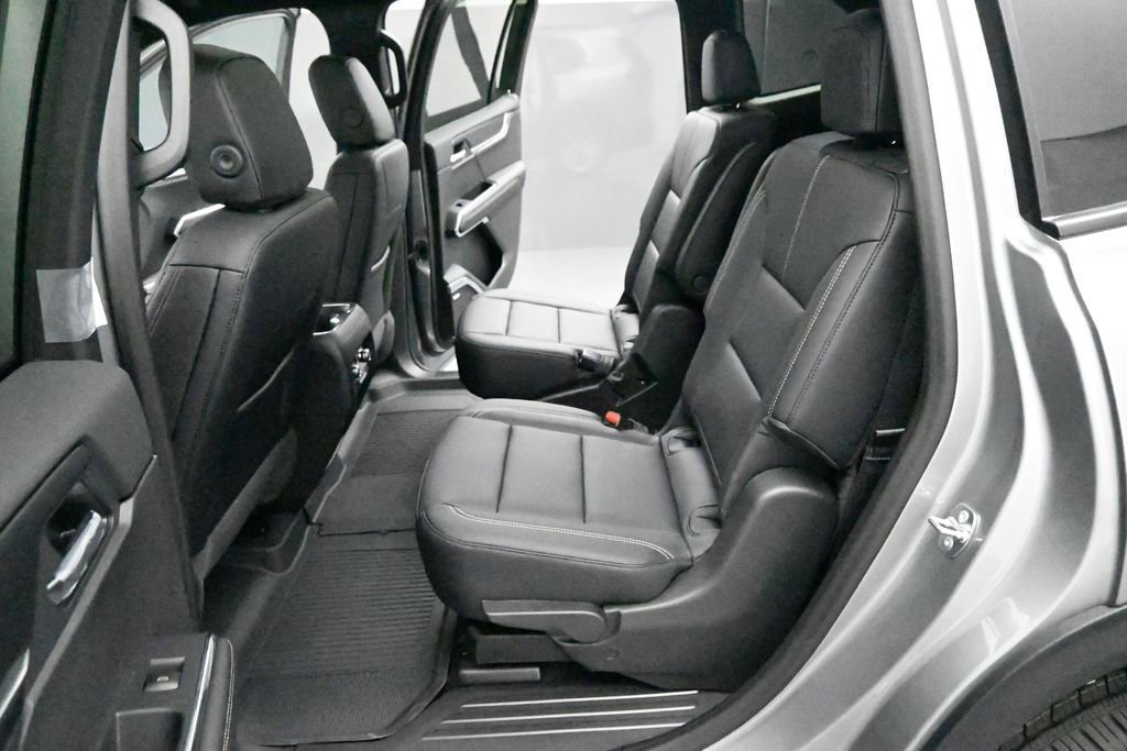 2026 GMC Acadia Elevation - Photo 18