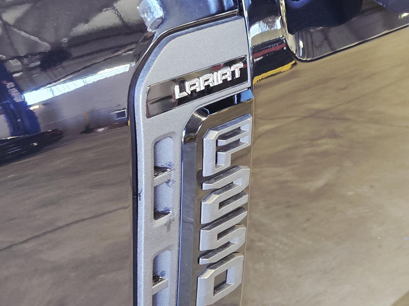 New 2026 Agate Black Metallic Ford F-250® Lariat® image 14