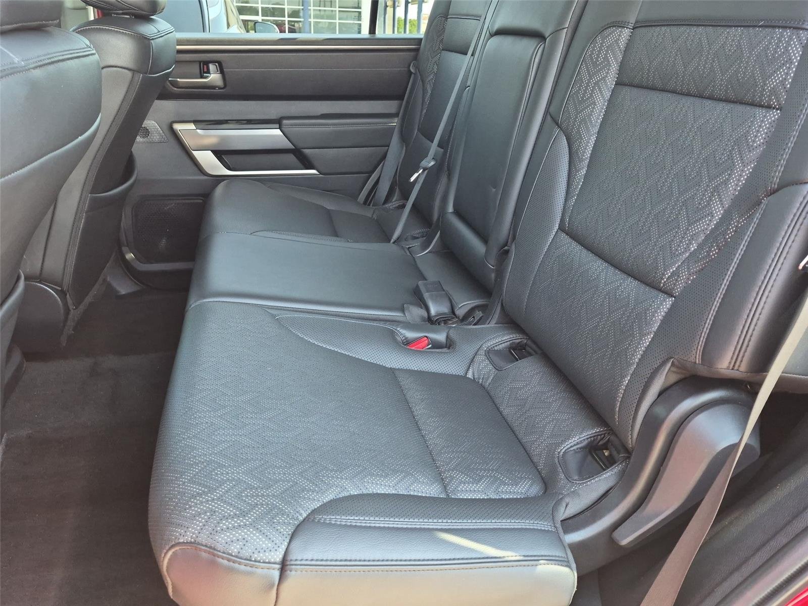 2023 Toyota Sequoia SR5 - Photo 33