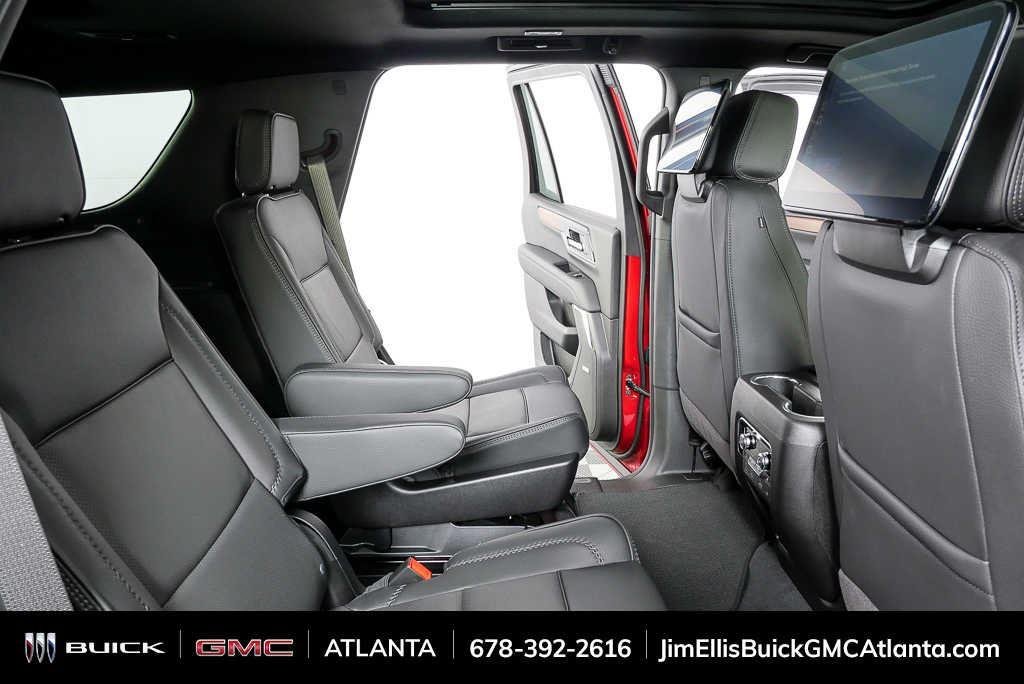 2026 GMC Yukon Denali - Photo 22
