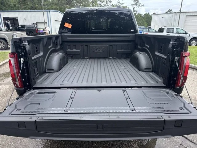New 2026 Agate Black Metallic Ford Raptor® image 18