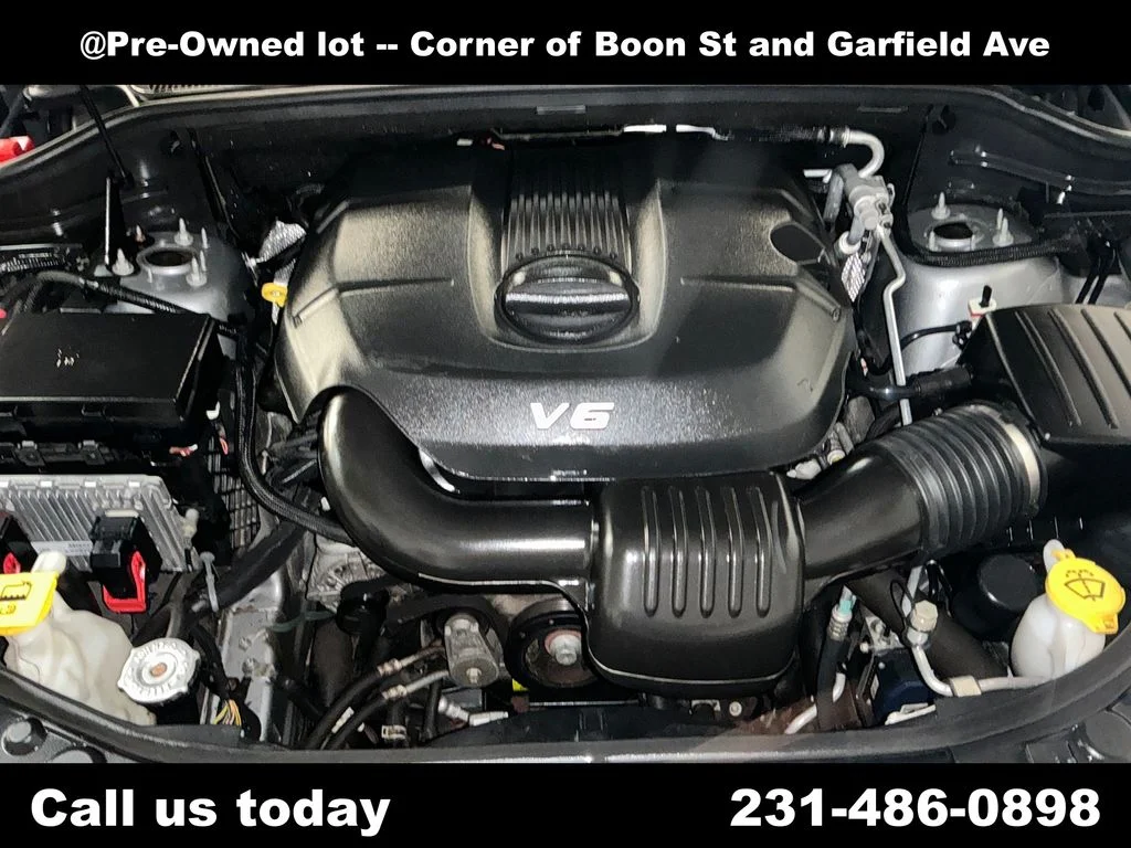 Used 2015 Silver Dodge Limited image 10