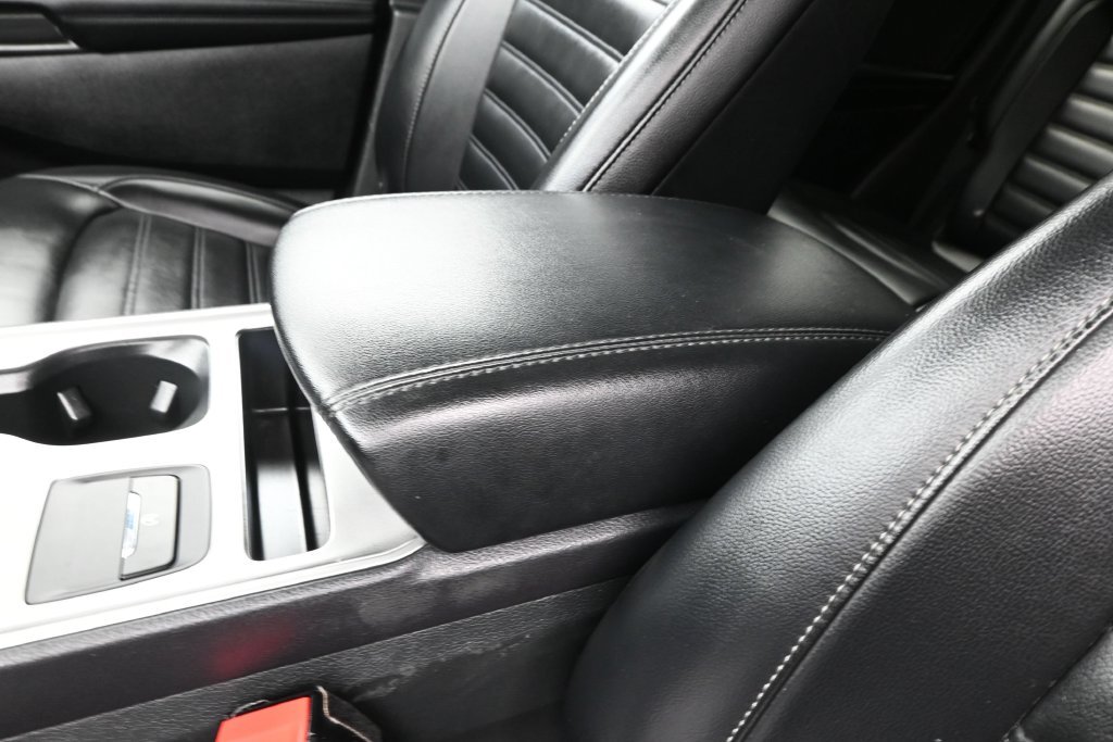 Used 2023 Black Ford SEL image 23