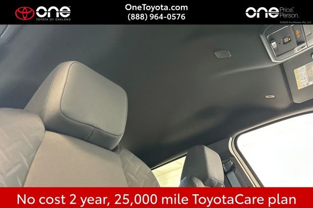 New 2026 Ice Cap Toyota  SR5 image 16