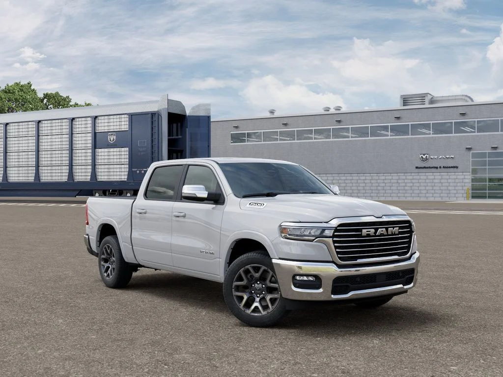 New 2026 Bright White Clear-Coat Exterior Paint RAM Laramie image 6