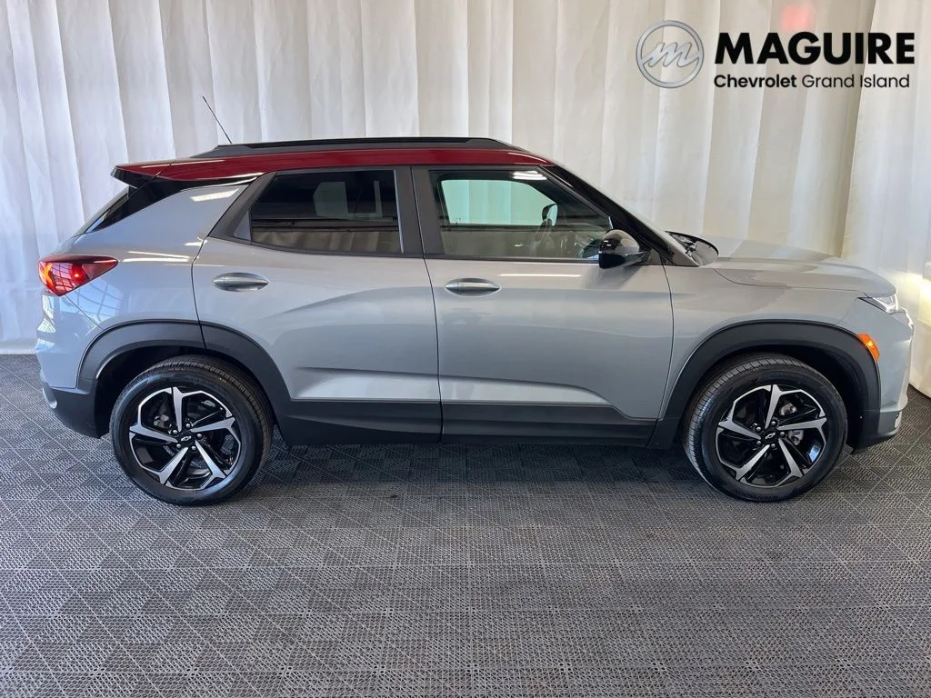 Used 2023 Gray Chevrolet RS image 2
