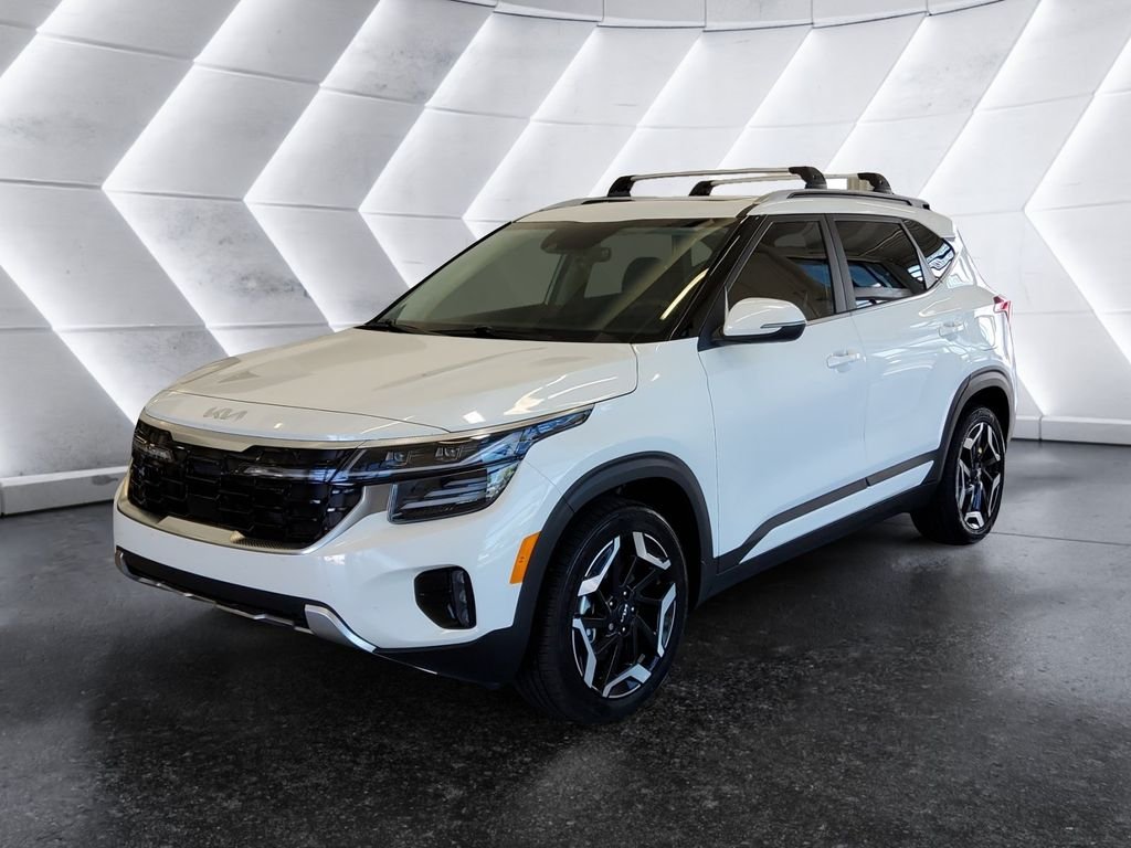Used 2026 White Kia SX image 3