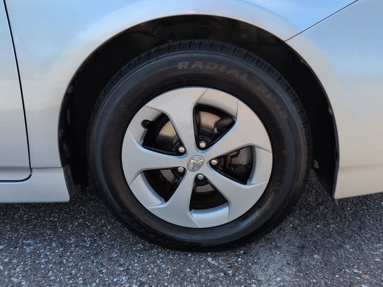 Used 2012 Classic Silver Metallic Toyota Two image 11