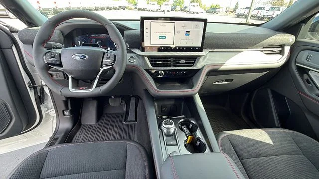 New 2026 Star White Metallic Tri-Coat Ford ST image 18