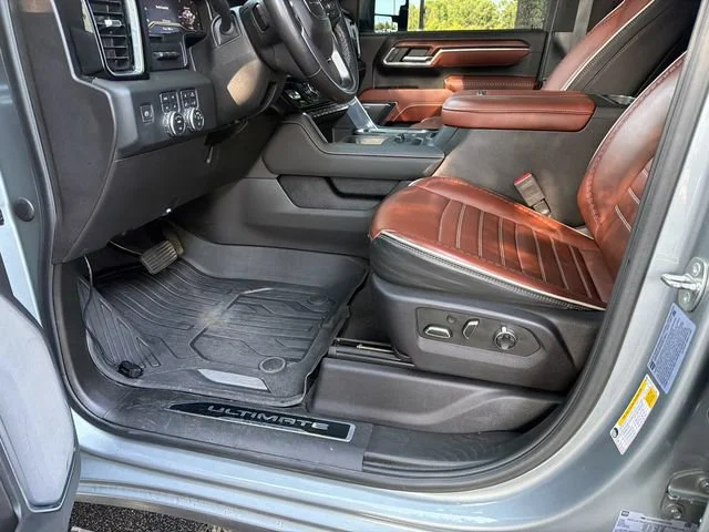 Used 2024 Sterling Metallic GMC Denali Ultimate image 9