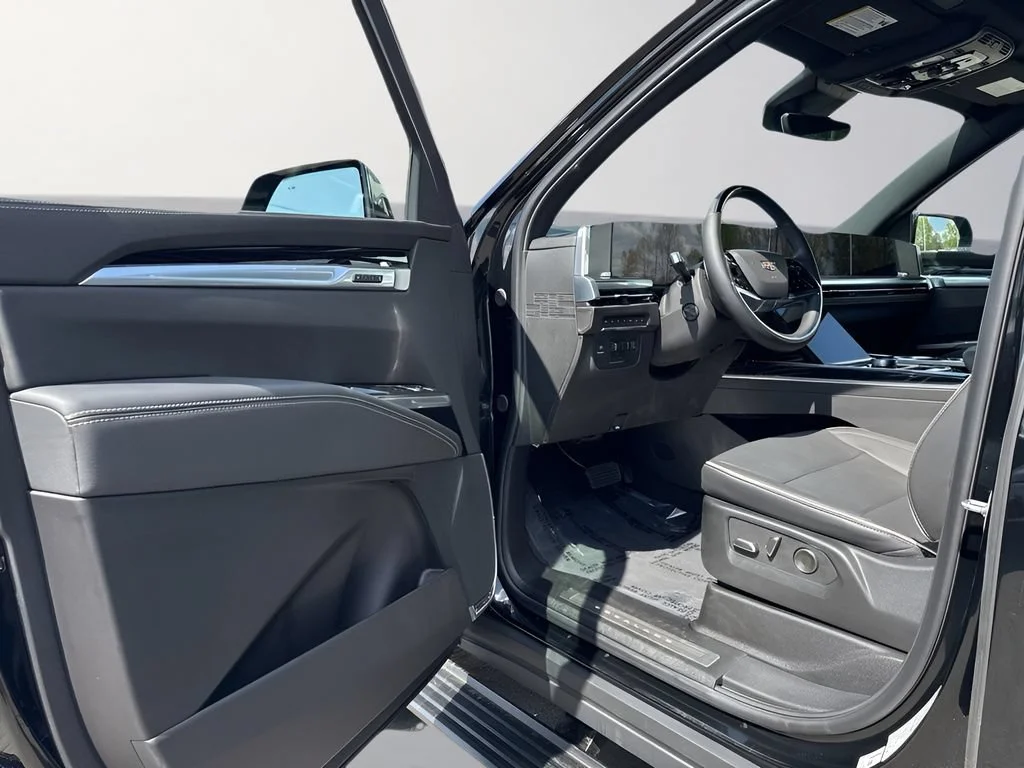 Used 2025 Black Raven Cadillac Sport image 32