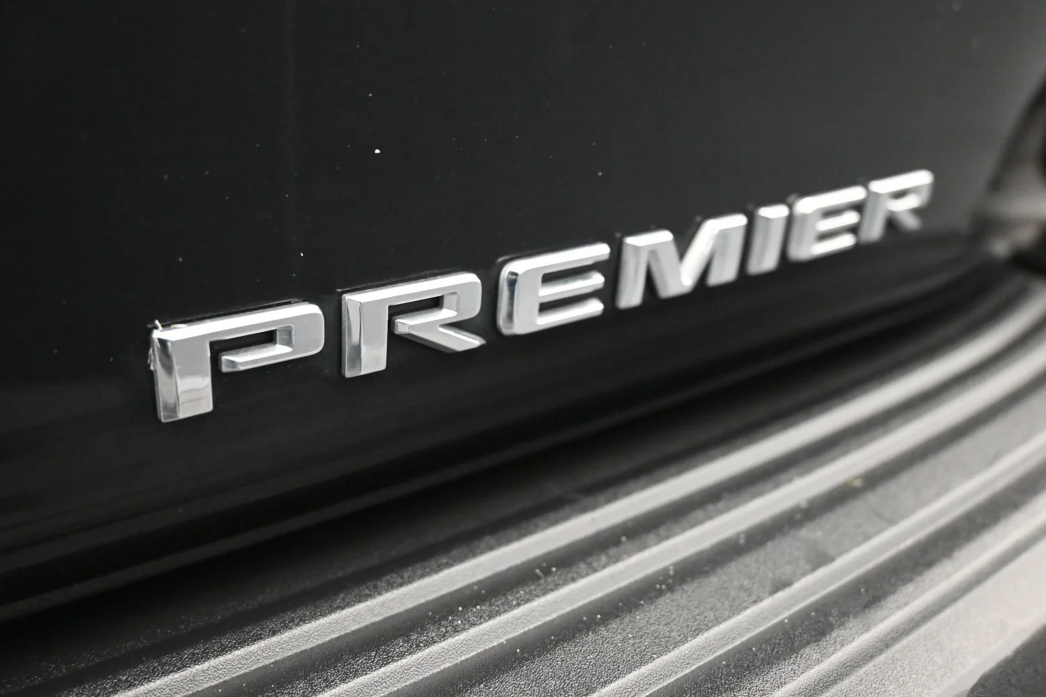 Used 2024 Black Chevrolet Premier image 32