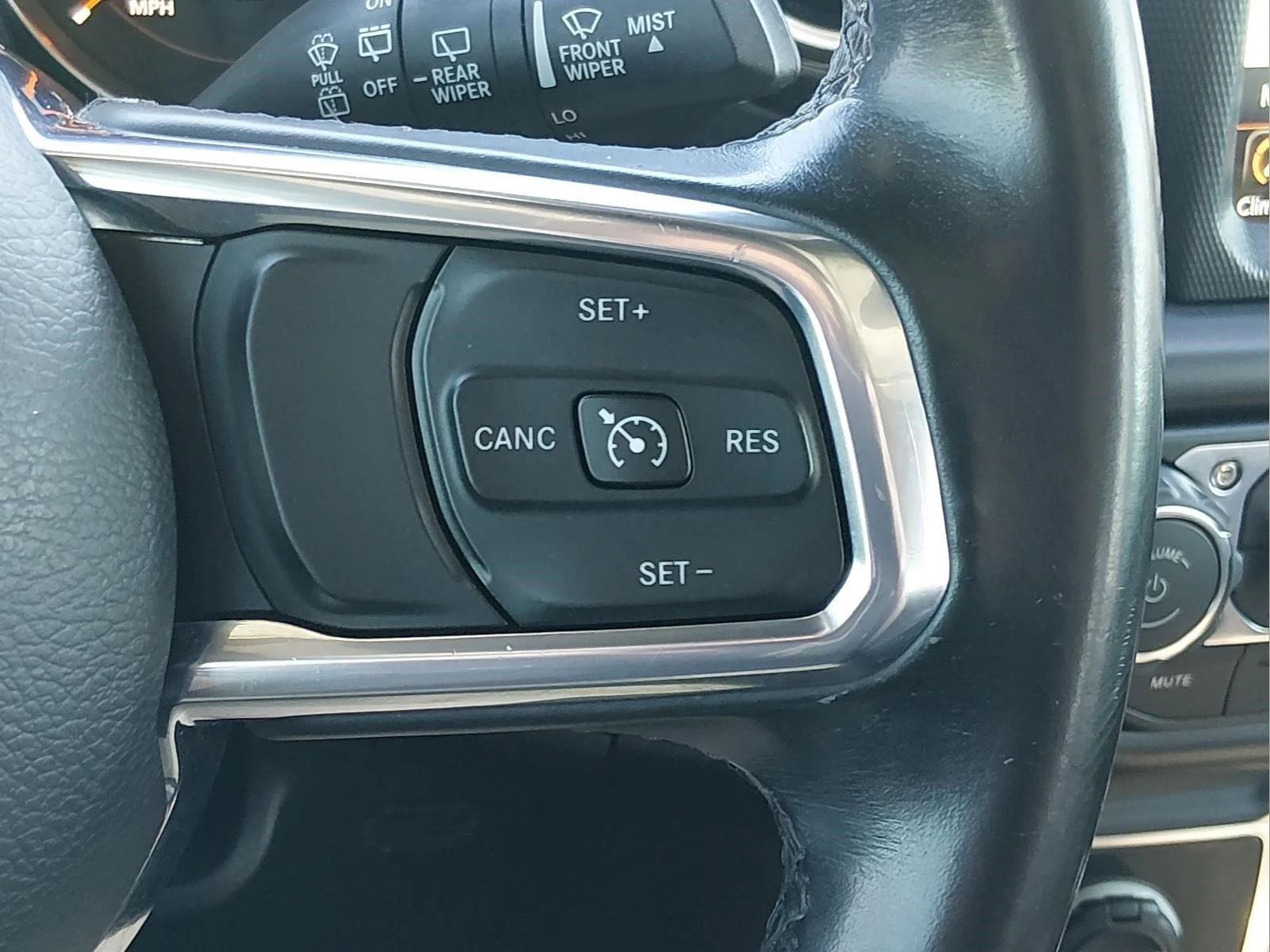 Used 2020 Bright White Clearcoat Jeep Sahara Altitude image 28