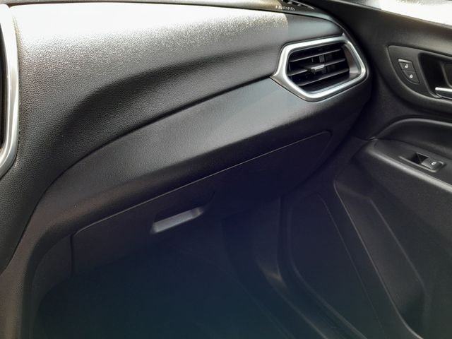 Used 2019 White Chevrolet LT image 32