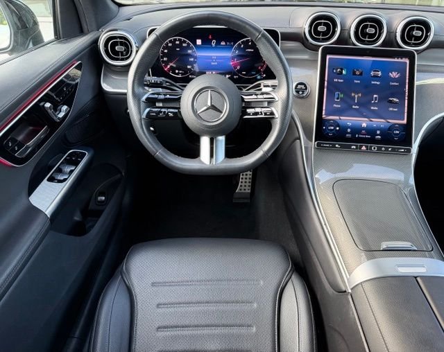 Certified Used 2024  Mercedes-Benz GLC 300 image 12