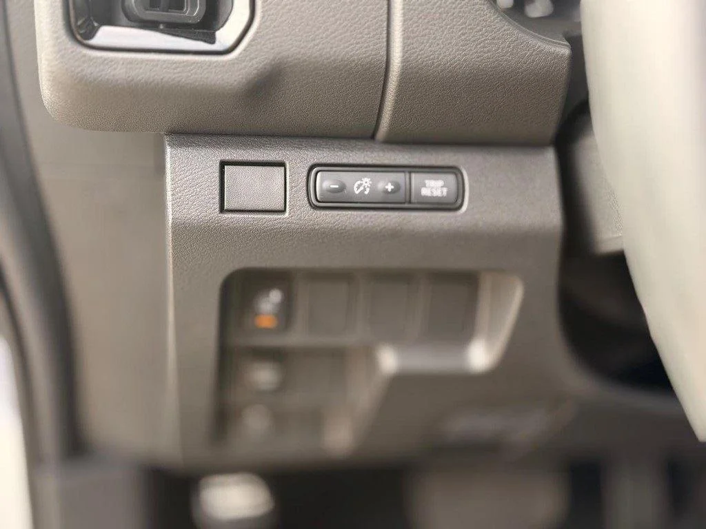 2026 Nissan Frontier SV - Photo 13