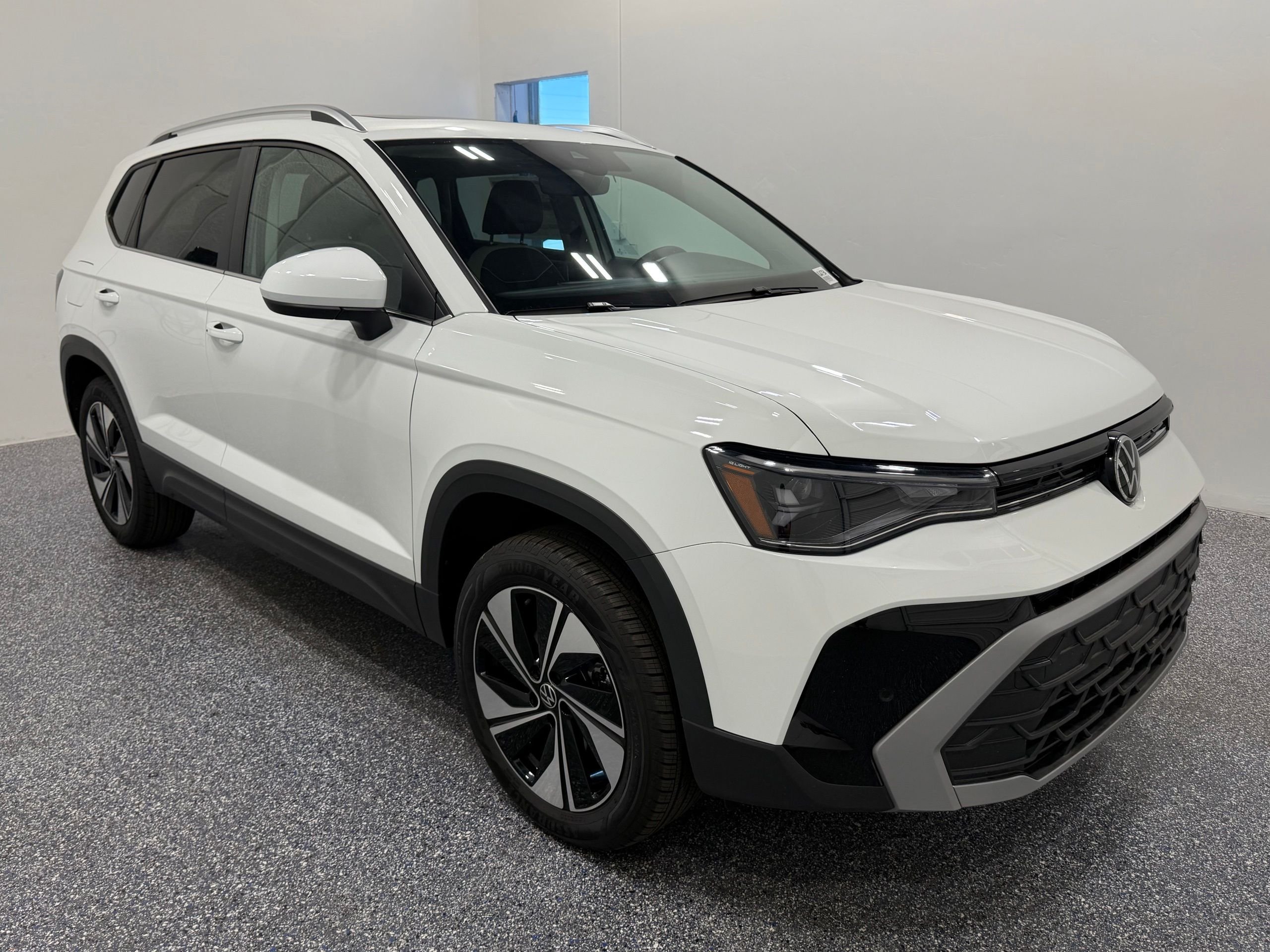 New 2026 White Volkswagen 1.5T SE image 9