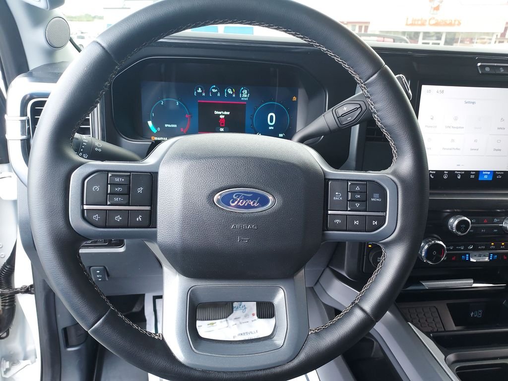 Used 2025 White Ford Lariat image 17